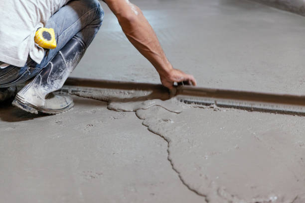 Best Concrete Pool Decks in Cambridge, IL